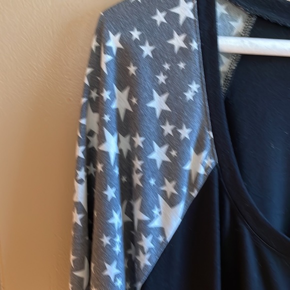 Torrid Raglan Top - Picture 3 of 6